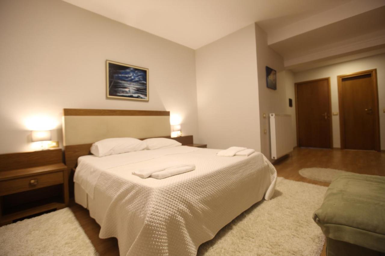 Hotel Sofo Dukat Bagian luar foto