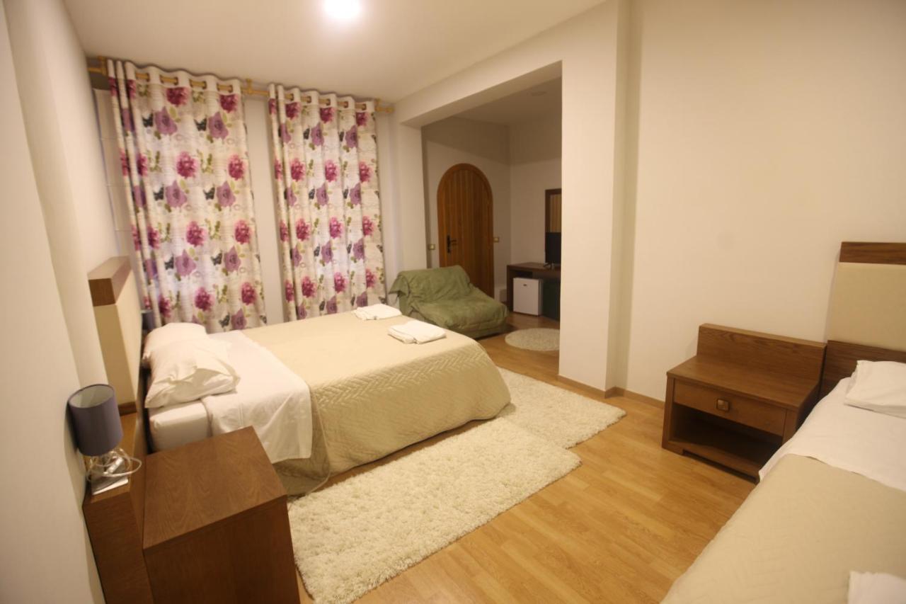 Hotel Sofo Dukat Bagian luar foto