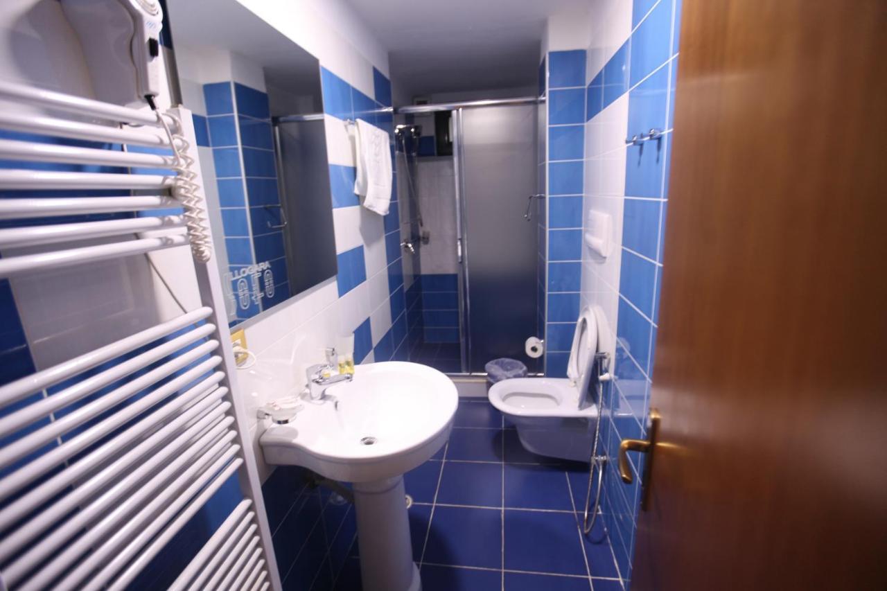 Hotel Sofo Dukat Bagian luar foto