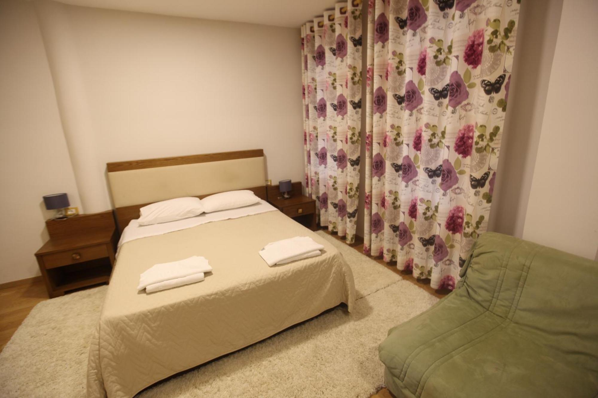 Hotel Sofo Dukat Bagian luar foto