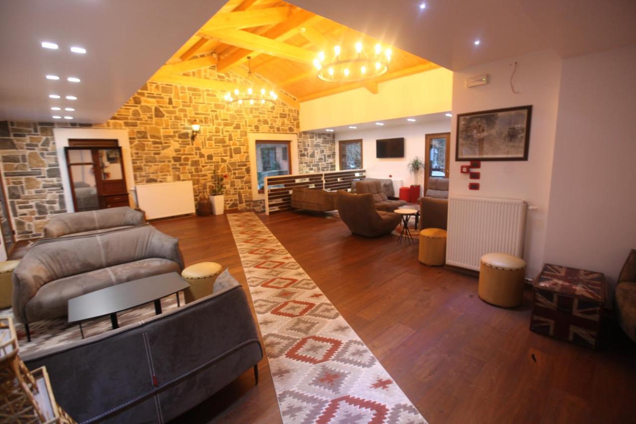 Hotel Sofo Dukat Bagian luar foto