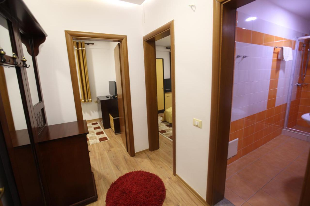 Hotel Sofo Dukat Bagian luar foto